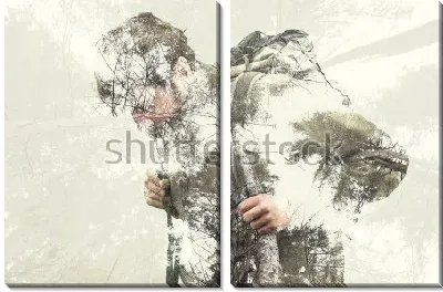 Модульная картина Двойная экспозиция мужчины с рюкзаком в лесу