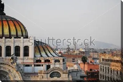 Панорама Мехико с Музеем изящных искусств на первом плане