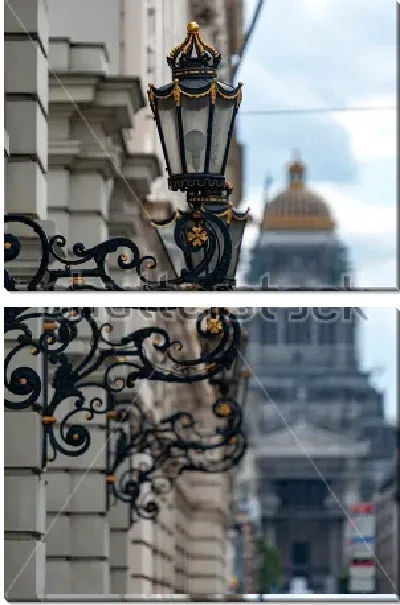 Модульная картина Красивые фонари на фоне Дворца правосудия в Брюсселе