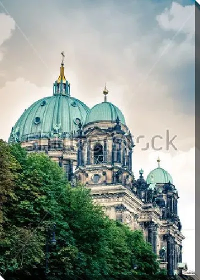 Постер Вид на купола Кафедрального собора в Берлине