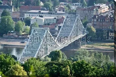 Вид на мост "Голубое чудо" в Дрездене