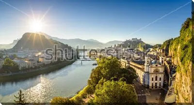 Постер Красивая панорама Зальцбурга летним утром