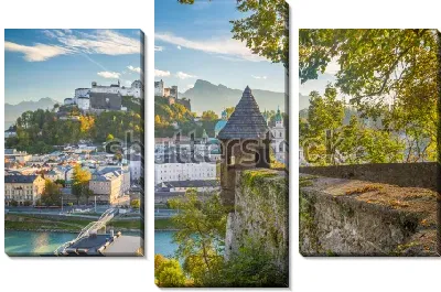 Прекрасный панорамный вид на исторический центр Зальцбурга с крепостью Хоэнзальцбург