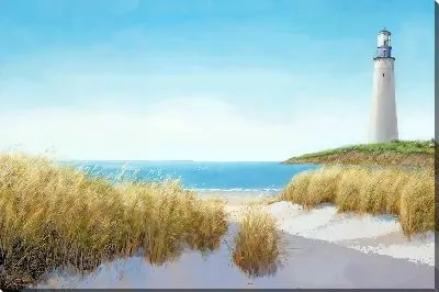 Площадь с фонтанами перед зданиями ООН в Женеве в пасмурный вечер