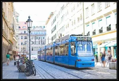 Голубой трамвай на улице Мюнхена