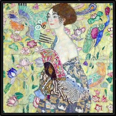 Дама с веером