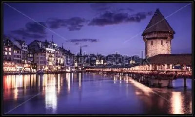 Картина Ночной городской пейзаж Люцерна с отражением в озере