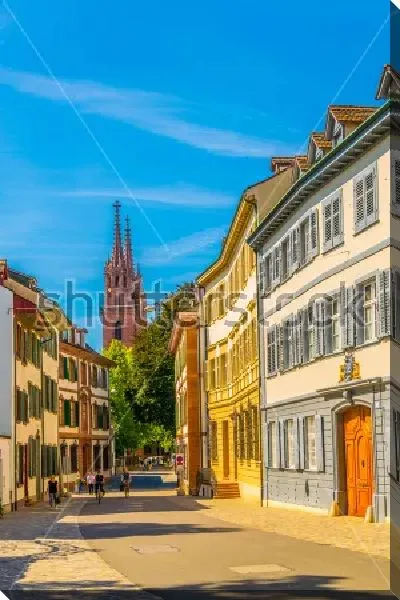 Постер Красивые уютные улицы в Старом городе Базеля в солнечный день