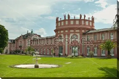 Постер Красивый внутренний сад Дворца Бибрих в Висбадене