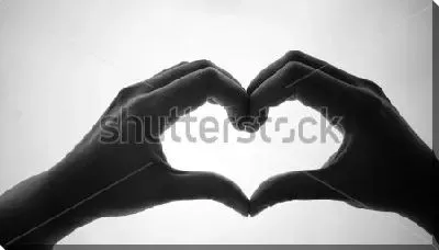 Постер Соединённые в фигуре сердечка руки