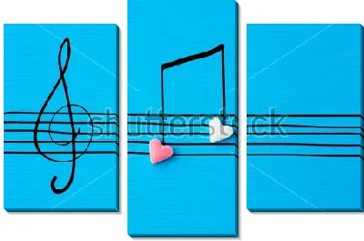 Музыка двух сердец - сердца в виде нот на нотном стане со скрипичным ключом на голубом фоне