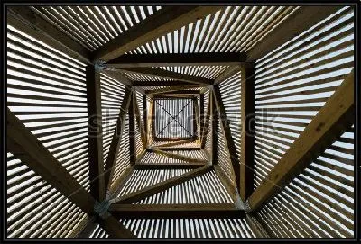 Геометрическая конструкция металлического тоннеля