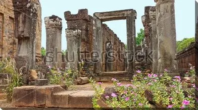 Фрагмент древнего священного храма Ангкор-Ват в Камбодже