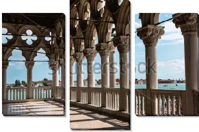 Модульная картина Фрагмент внутреннего интерьера аркады Дворца Дожей в Венеции