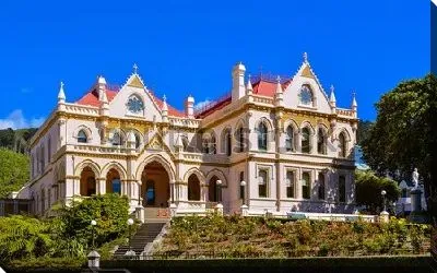 Постер Красивое здание Парламентской библиотеки в Веллингтоне (Новая Зеландия)