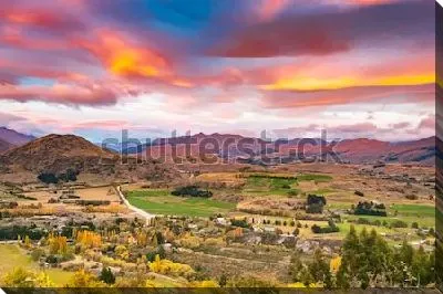 Картина маслом Фантастический рассвет над горами, холмами и долинами (Новая Зеландия)