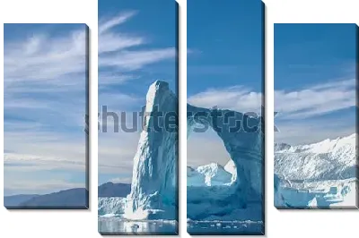 Модульная картина Голубой пейзаж с природной аркой в дрейфующем айсберге на фоне ледника и красивого неба
