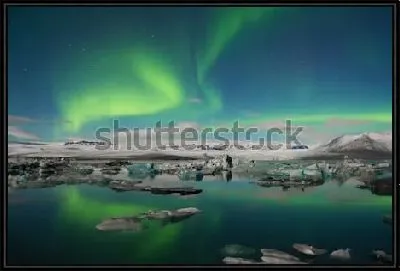 Картина Невероятно красивое северное сияние над Ледниковой лагуной Йокульсарлон (Исландия)