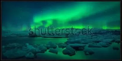 Картина Сине-зелёное северное сияние над Ледниковой лагуной Йокульсарлон (Исландия)