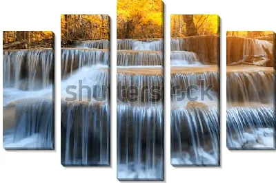 Модульная картина Великолепный пейзаж с лесным водопадом Хуай Мае Камин - главной достопримечательностью Национального парка Куин Шринакариндра (Таиланд)