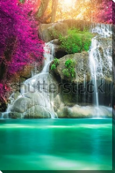 Постер Водопад Эраван в осеннем красочном лесу Национального парка Таиланда