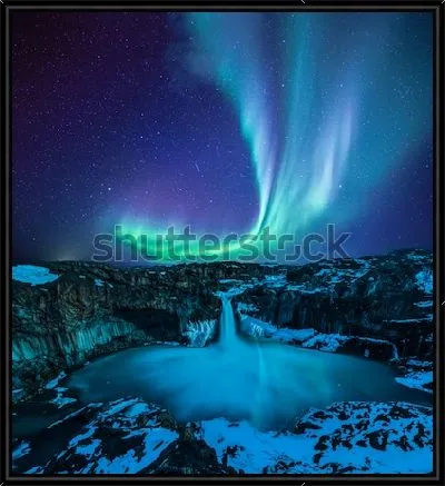 Картина Сказочный пейзаж с северным сиянием над водопадом Альдейярфосс (Исландия)