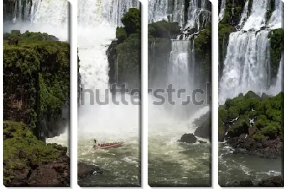Модульная картина Живописный вид на водопады Игуасу, расположенные на границе Бразилии и Аргентины