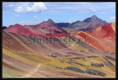 Радужные горы Виникунка в Перу