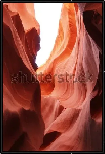 Картина Фантастические природные формы и цвет скал из песчаника в Каньоне Антилопы (США, штат Аризона) №2