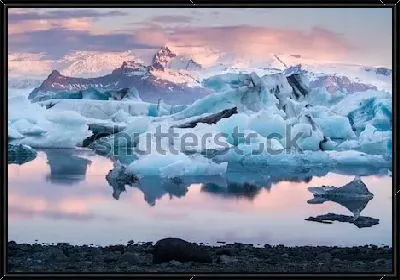 Картина Розовый закат над Ледниковой лагуной Йёкюльсаурлоун (Исландия)