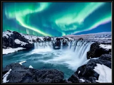 Картина Фантастическое северное сияние над водопадом Годафосс (Исландия)