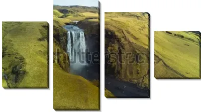 Модульная картина Вид на водопад Скоугафосс в зелёной долине с высоты птичьего полёта (Исландия)