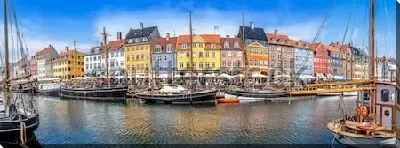 Постер Красивый панорамный вид на порт Нюхавн в Копенгагене (Дания)