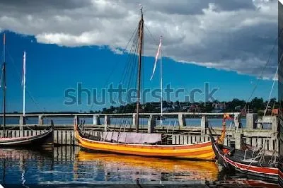 Корабли викингов в порту Роскилле (Дания)