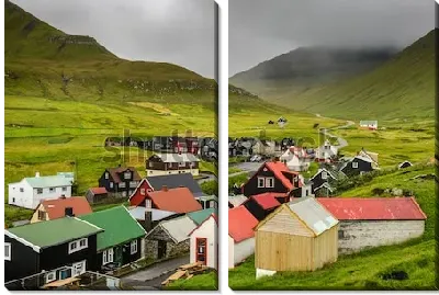 Живописная деревенька Джегв в окружении зелёных холмов и тумана (Фарерские острова, Дания)