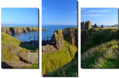 Модульная картина Великолепный вид на замок Данноттар и скалистые холмы у моря на фоне голубого неба (Шотландия)