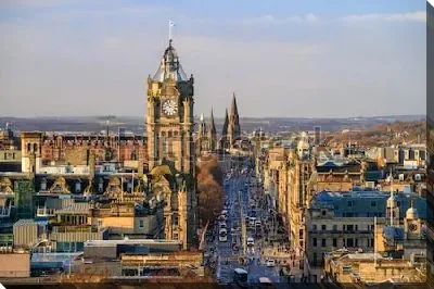 Постер Великолепная панорама Старого города со средневековыми замками в Эдинбурге (Шотландия)