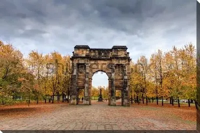 Постер Арочный вход в старейший парк Глазго Грин (Глазго, Шотландия)