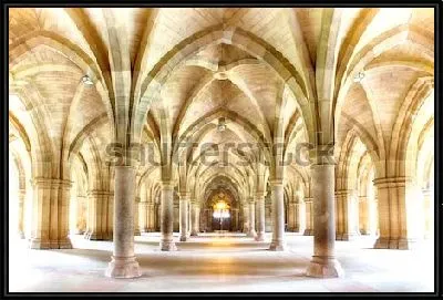 Потоки солнечного света в одном из великолепных залов Университета Глазго