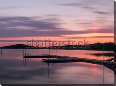 Картина маслом Великолепный красочный закат над плавучим причалом в Гётеборге (Швеция)