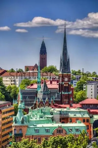 Плакат Великолепный городской пейзаж Гётеборга с разноцветными крышами и башнями соборов (Швеция)