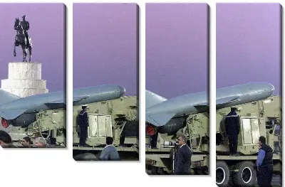 Модульная картина Ракеты №4