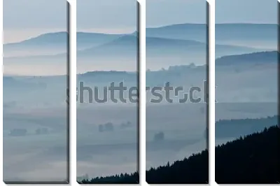 Модульная картина Великолепный утренний пейзаж туманной горной долины (Чехия)