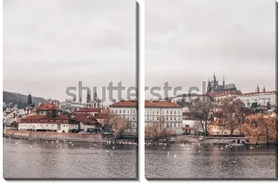 Модульная картина Хмурая осень в Праге - вид на замок и Собор Святого Вита со стороны Влтавы
