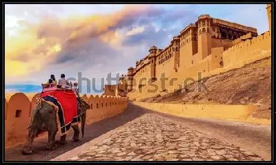 Картина Туристическая прогулка на слоне по историческим достопримечательностям Раджастана (Индия)