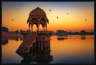 Картина Великолепный вид на руины древнего храма в Раджастане в момент золотого рассвета