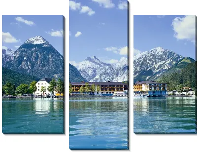 Отель на озере