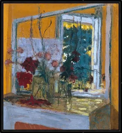 Цветы на каминной полке 