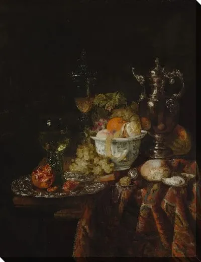 Картина Натюрморт с металлическим винным кувшином, стеклянной чашкой и крышкой, Ремером, фруктами и часами