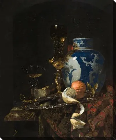 Натюрморт с китайской фарфоровой банкой